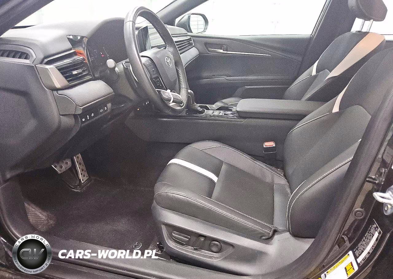 2026 Toyota Camry Se VIN:4T1DAACK4TU240808 - 7