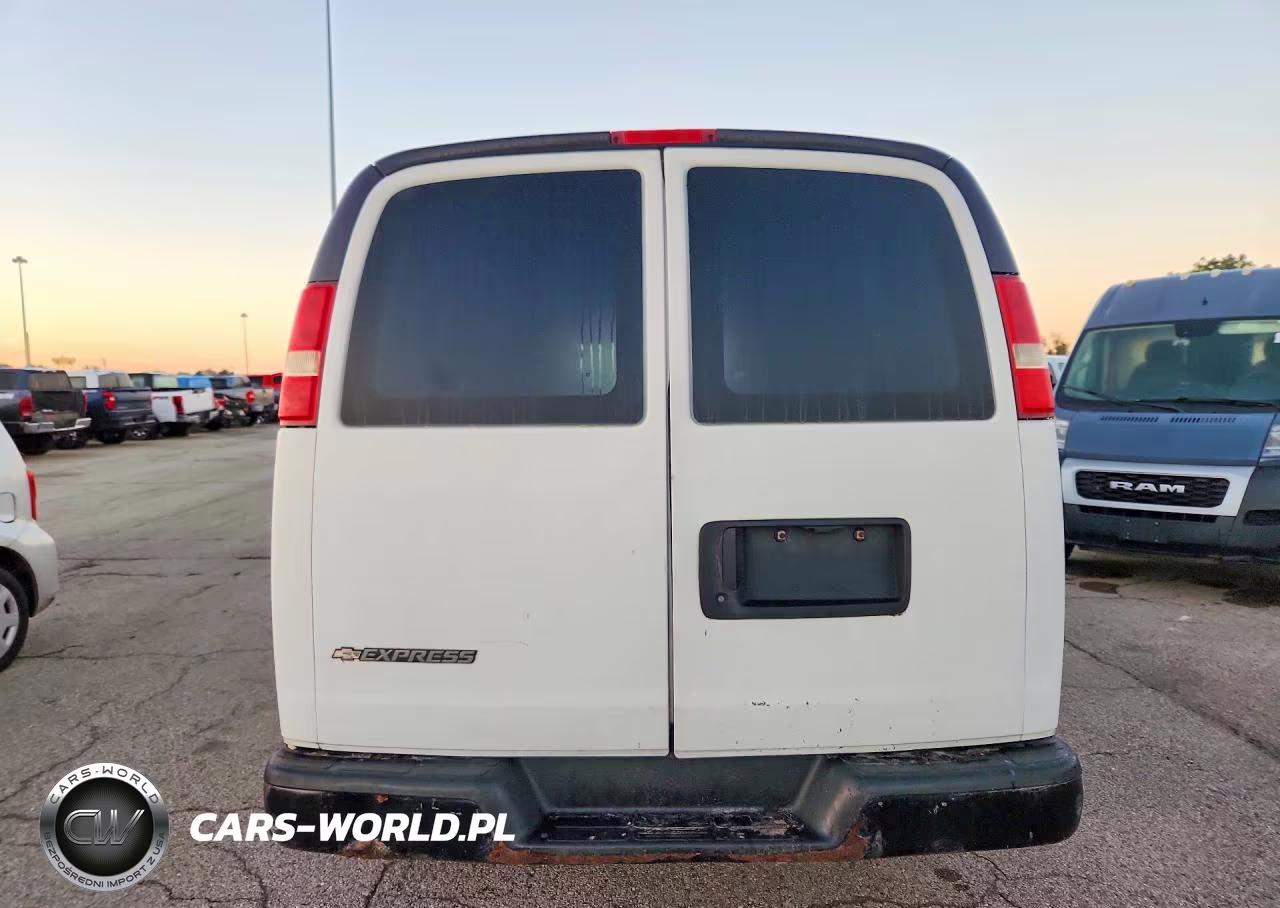 2016 Chevrolet Express G2500 VIN:1GCWGBFF6G1154620 - 6