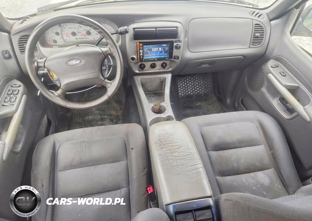 2002 Ford Explorer Sport Trac VIN:1FMZU67EX2UD39601 - 8