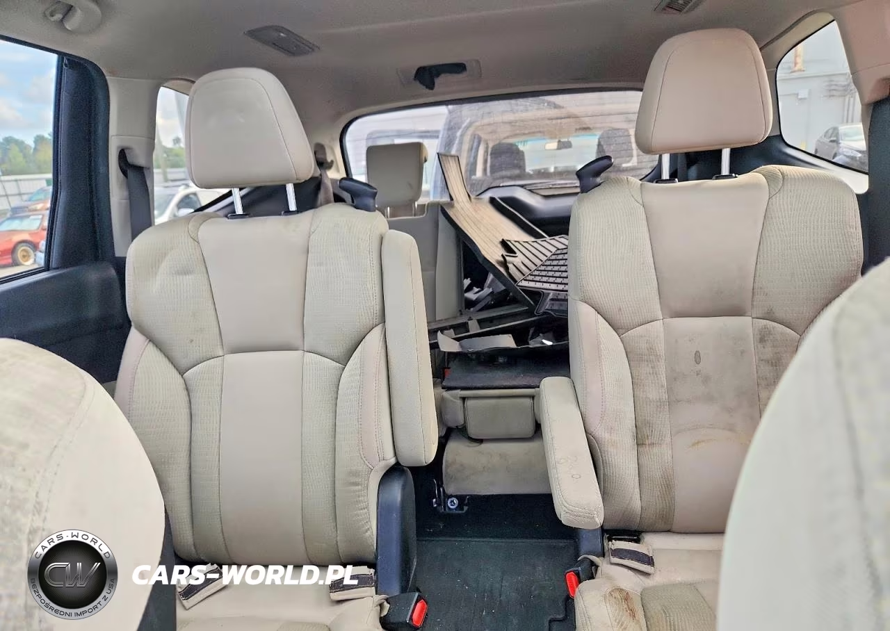 2019 Subaru Ascent Premium VIN:4S4WMAHD0K3419233 - 10