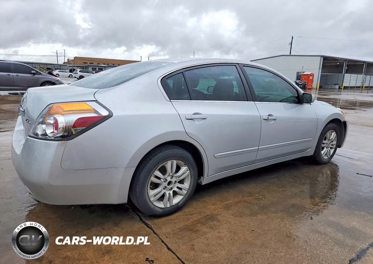 2011 Nissan Altima 2.5 VIN:1N4AL2AP0BN457888 - 3