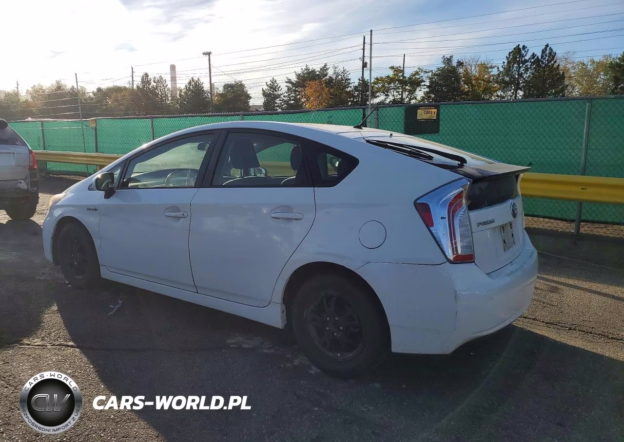2013 Toyota Prius Two VIN:JTDKN3DU1D5583860 - 2