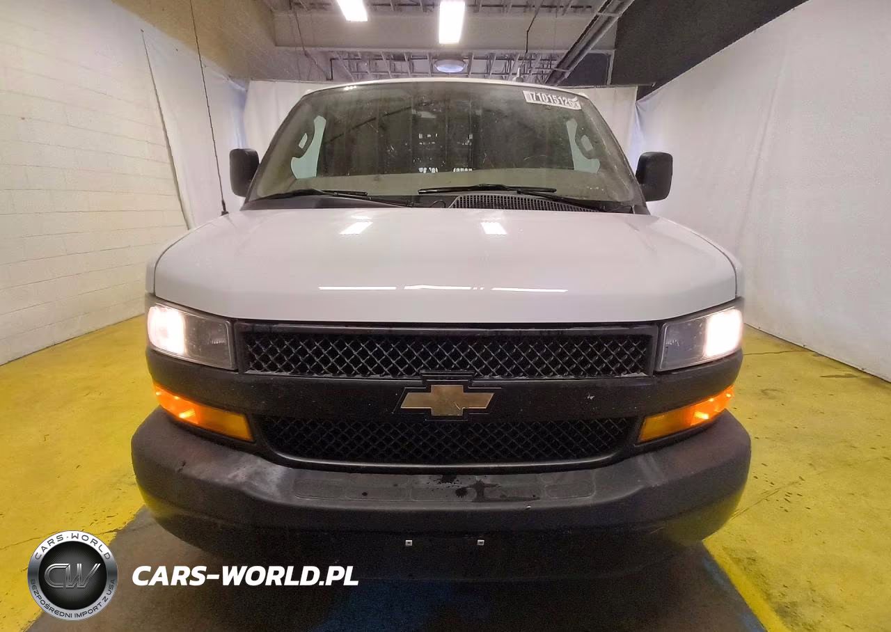2023 Chevrolet Express G2500 VIN:1GCWGBFP5P1101738 - 5