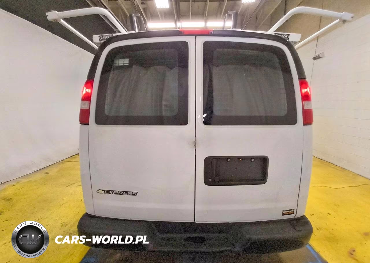 2023 Chevrolet Express G2500 VIN:1GCWGBFP5P1101738 - 6