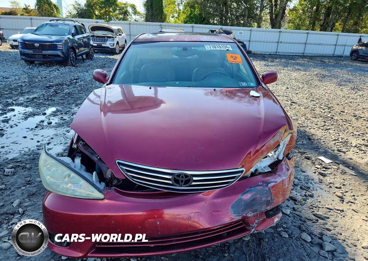 2005 Toyota Camry Xle V6 VIN:4T1BF30K25U097305 - 5