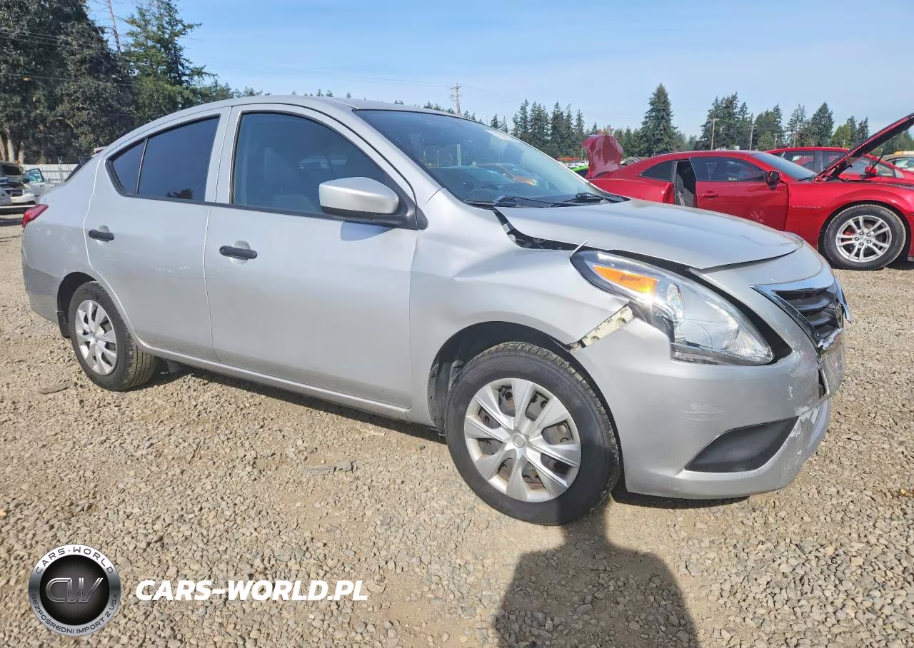 2018 Nissan Versa S Plus VIN:3N1CN7AP3JL856340 - 4