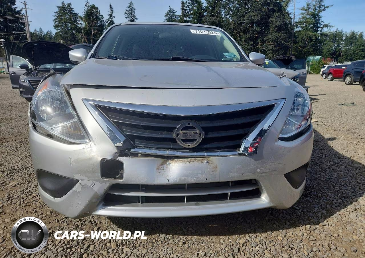 2018 Nissan Versa S Plus VIN:3N1CN7AP3JL856340 - 5