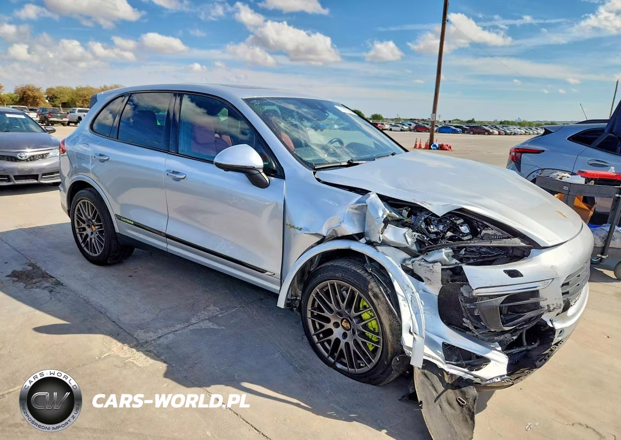 2017 Porsche Cayenne Se Hybrid Platinum VIN:WP1AE2A28HLA73997 - 4