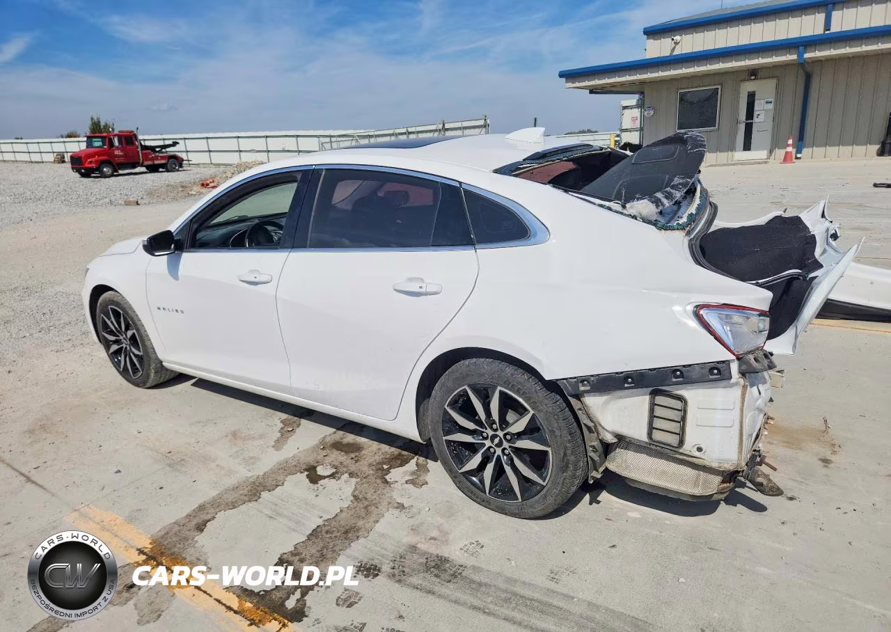 2018 Chevrolet Malibu Lt VIN:1G1ZD5ST3JF156590 - 2