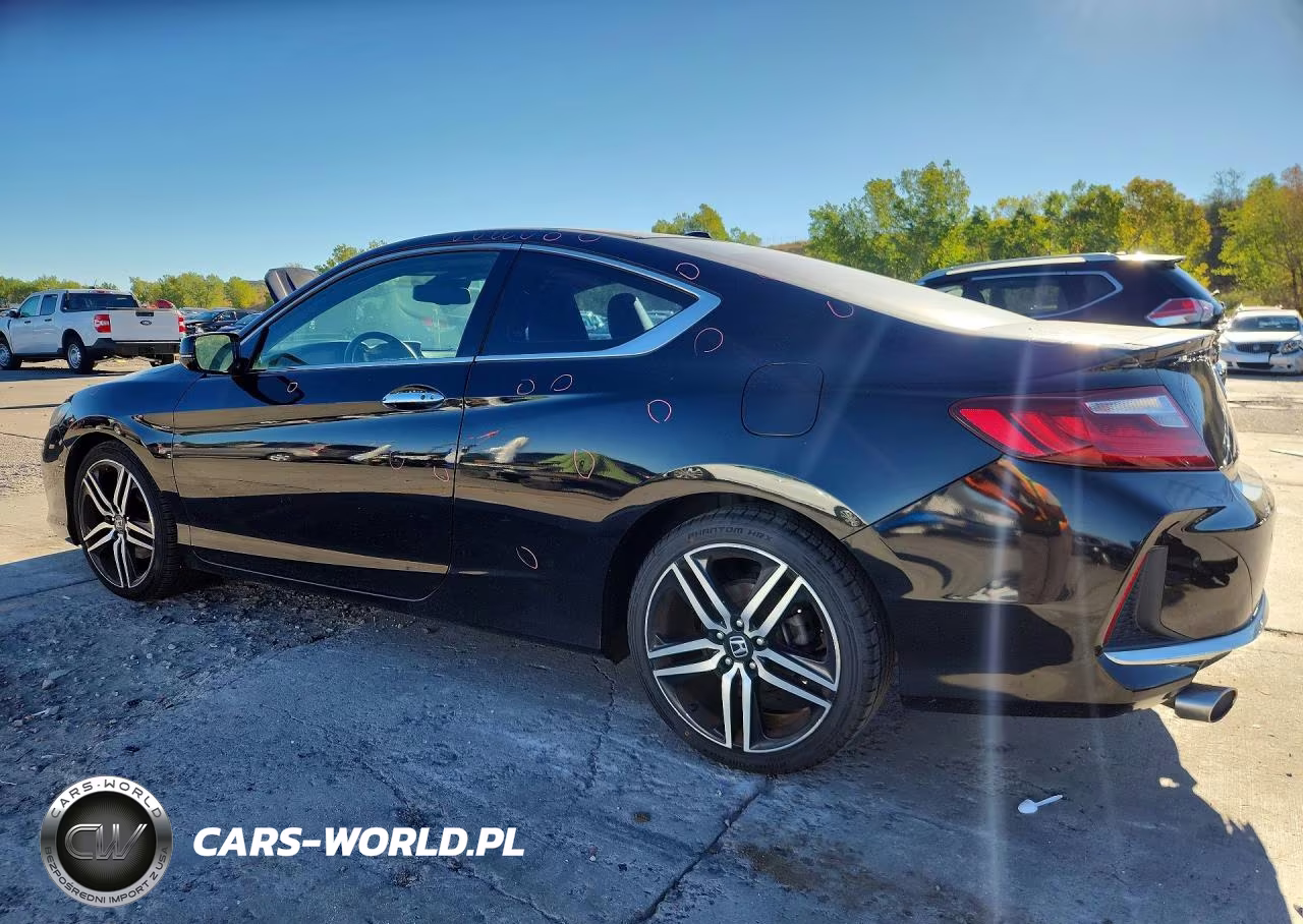 2017 Honda Accord Touring VIN:1HGCT2B03HA000532 - 2