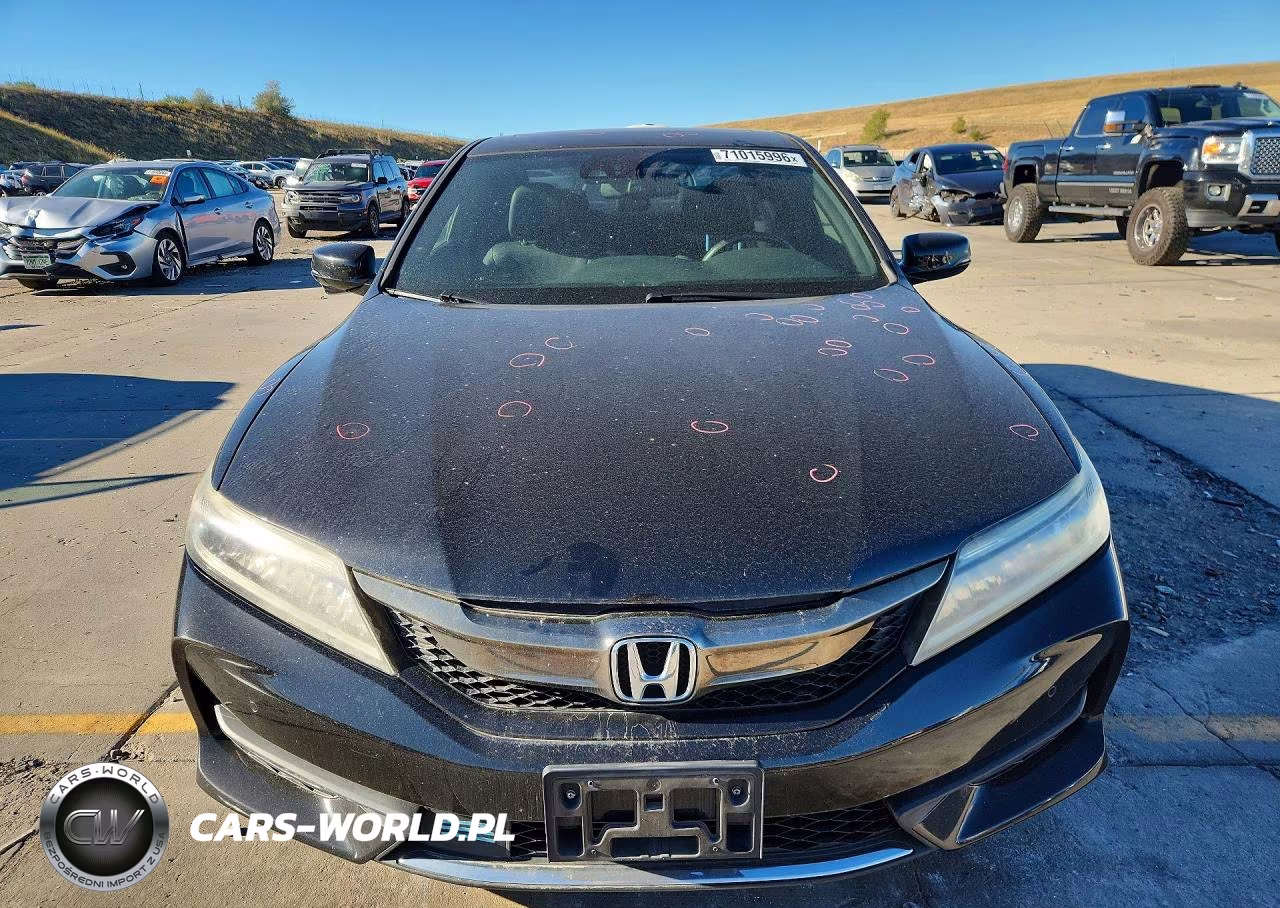 2017 Honda Accord Touring VIN:1HGCT2B03HA000532 - 5