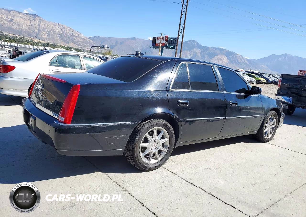 2010 Cadillac Dts Luxury Collection VIN:1G6KD5EY9AU131319 - 3