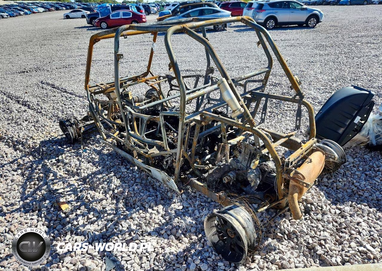 2015 Polaris Rzr Utility Vehicle VIN:4XAVFE991FB952299 - 3