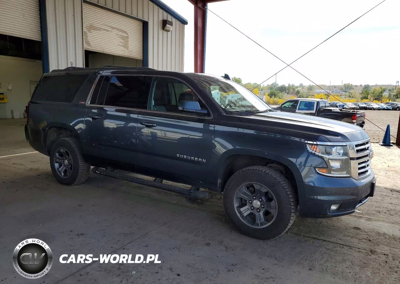 2019 Chevrolet Suburban K1500 Lt VIN:1GNSKHKC5KR228235 - 4