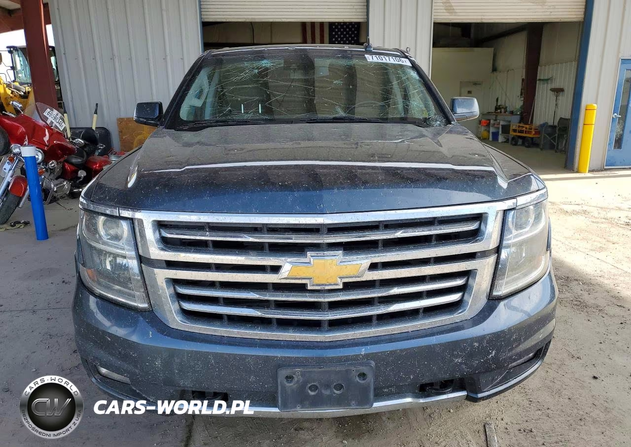 2019 Chevrolet Suburban K1500 Lt VIN:1GNSKHKC5KR228235 - 5