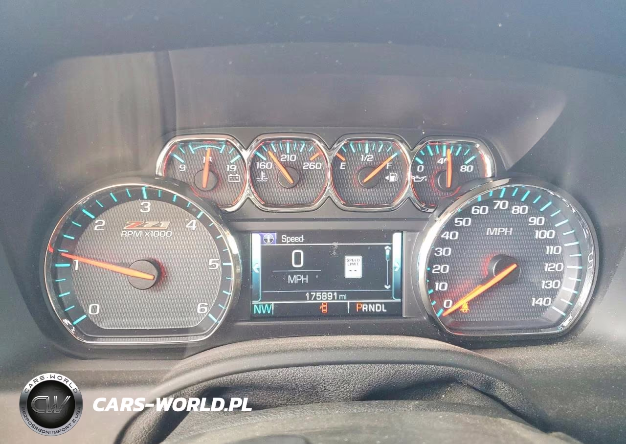 2019 Chevrolet Suburban K1500 Lt VIN:1GNSKHKC5KR228235 - 9
