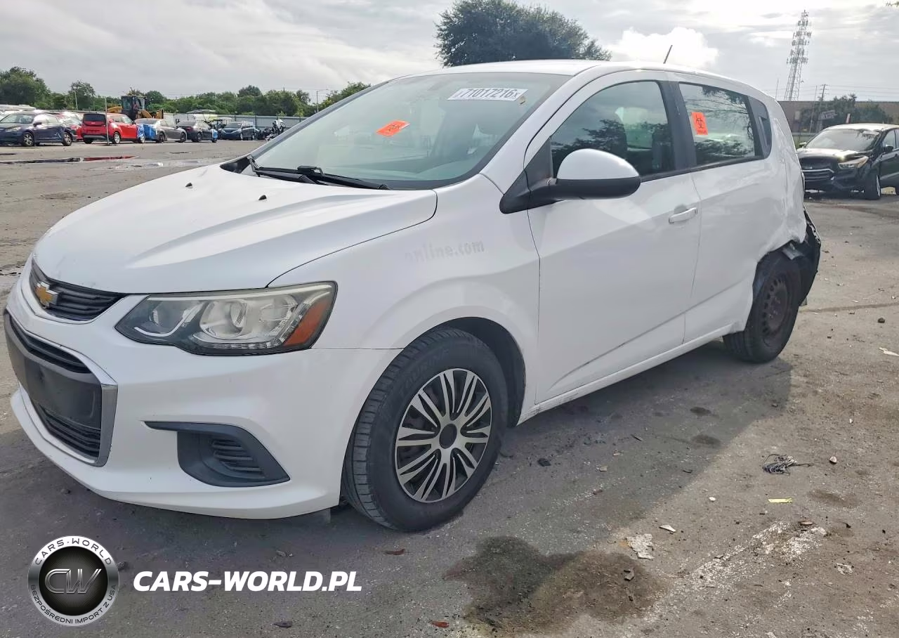 2018 Chevrolet Sonic VIN:1G1JG6SH4J4105388 - 1