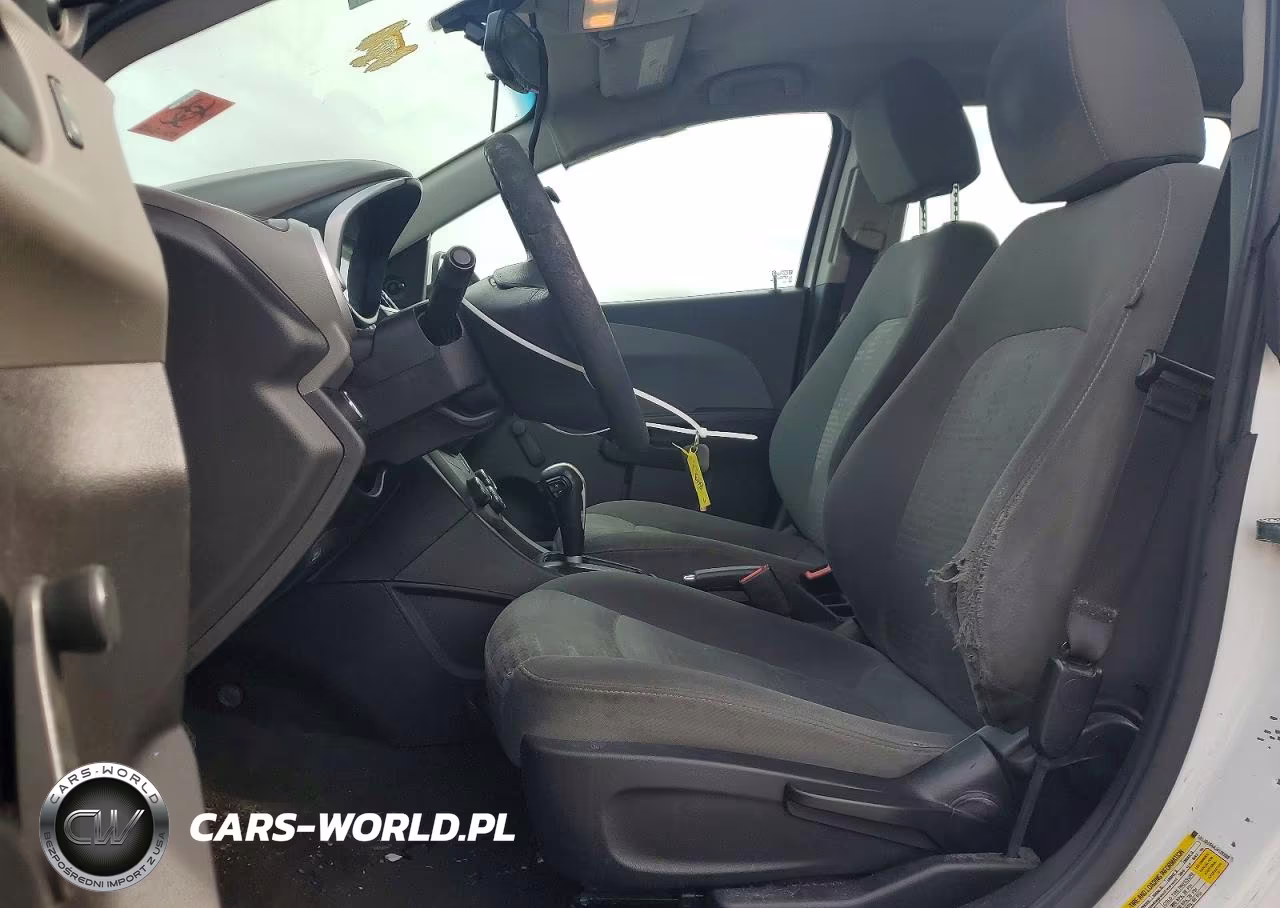 2018 Chevrolet Sonic VIN:1G1JG6SH4J4105388 - 7