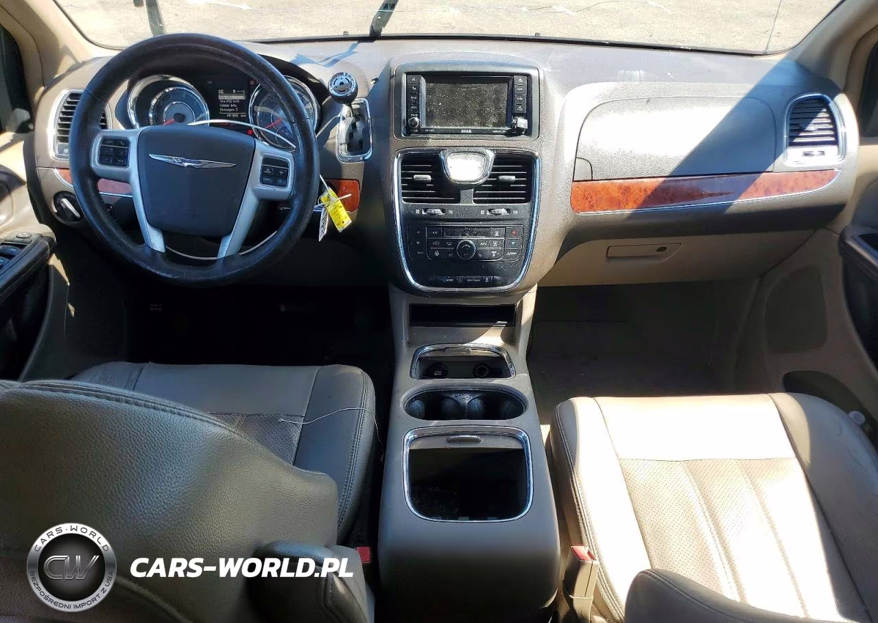 2016 Chrysler Town & Country Touring L VIN:2C4RC1CG0GR120037 - 8