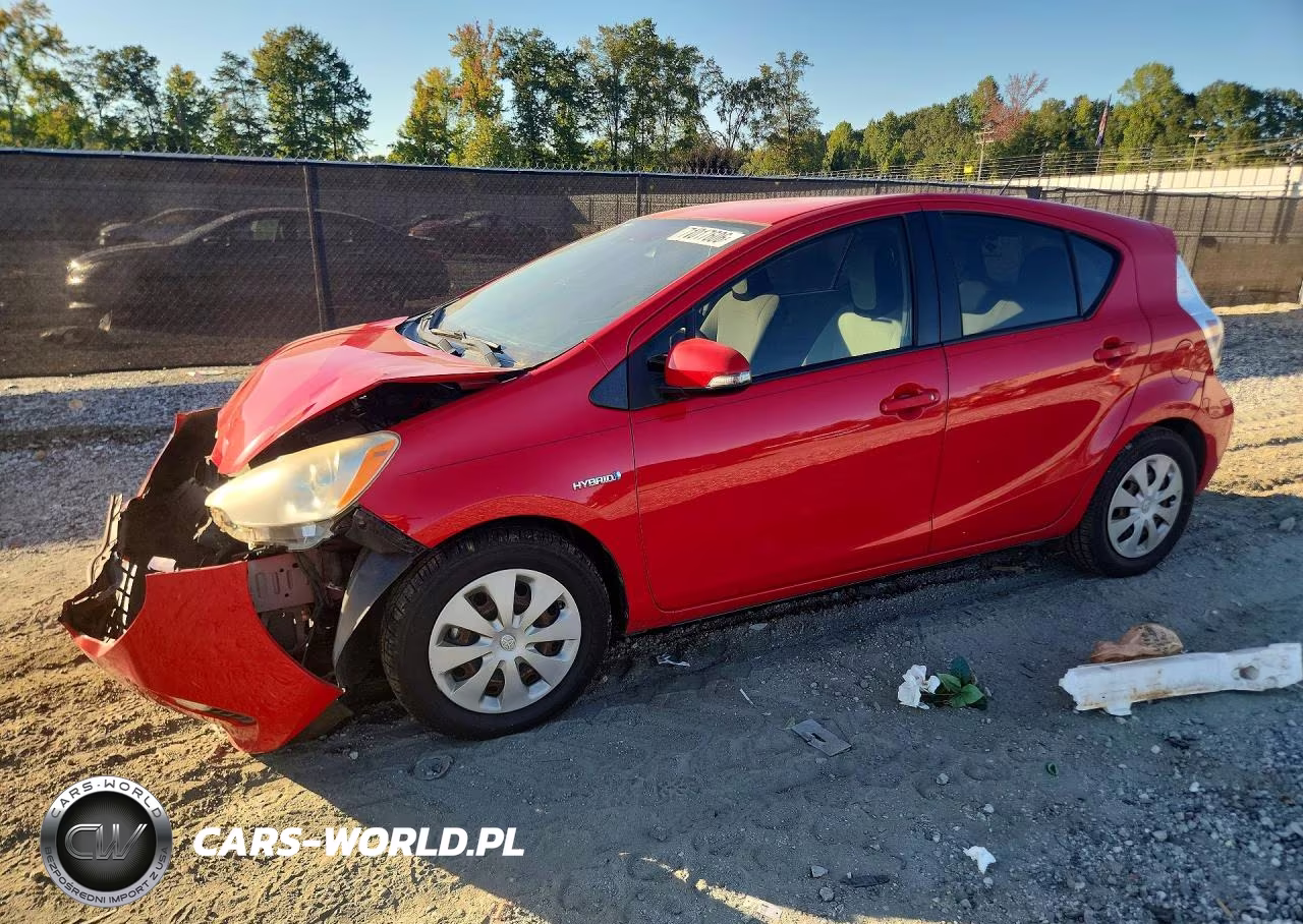 2013 Toyota Prius C One – zdjęcie 1 z 12