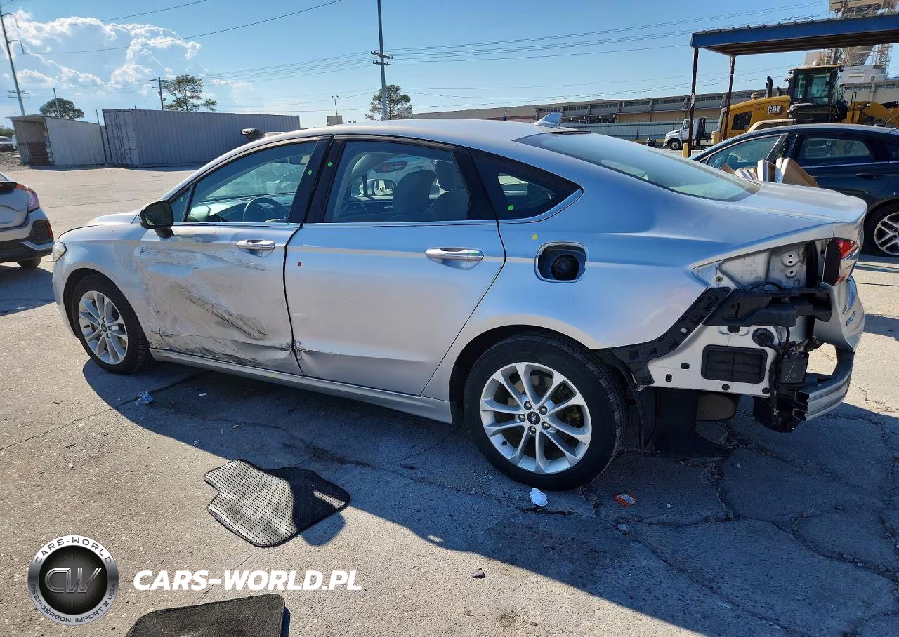 2019 Ford Fusion Se VIN:3FA6P0LU8KR207748 - 2