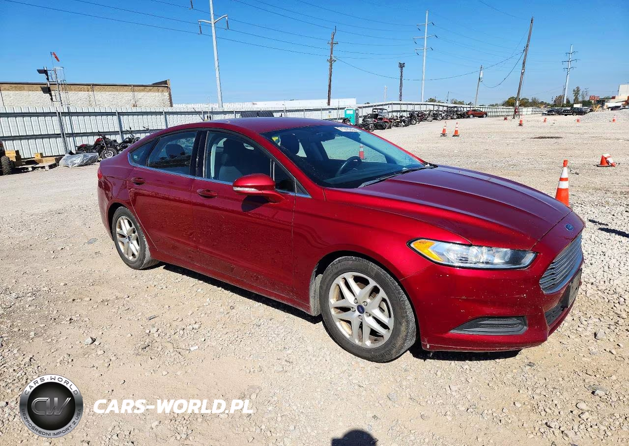 2015 Ford Fusion Se VIN:1FA6P0H7XF5121661 - 4
