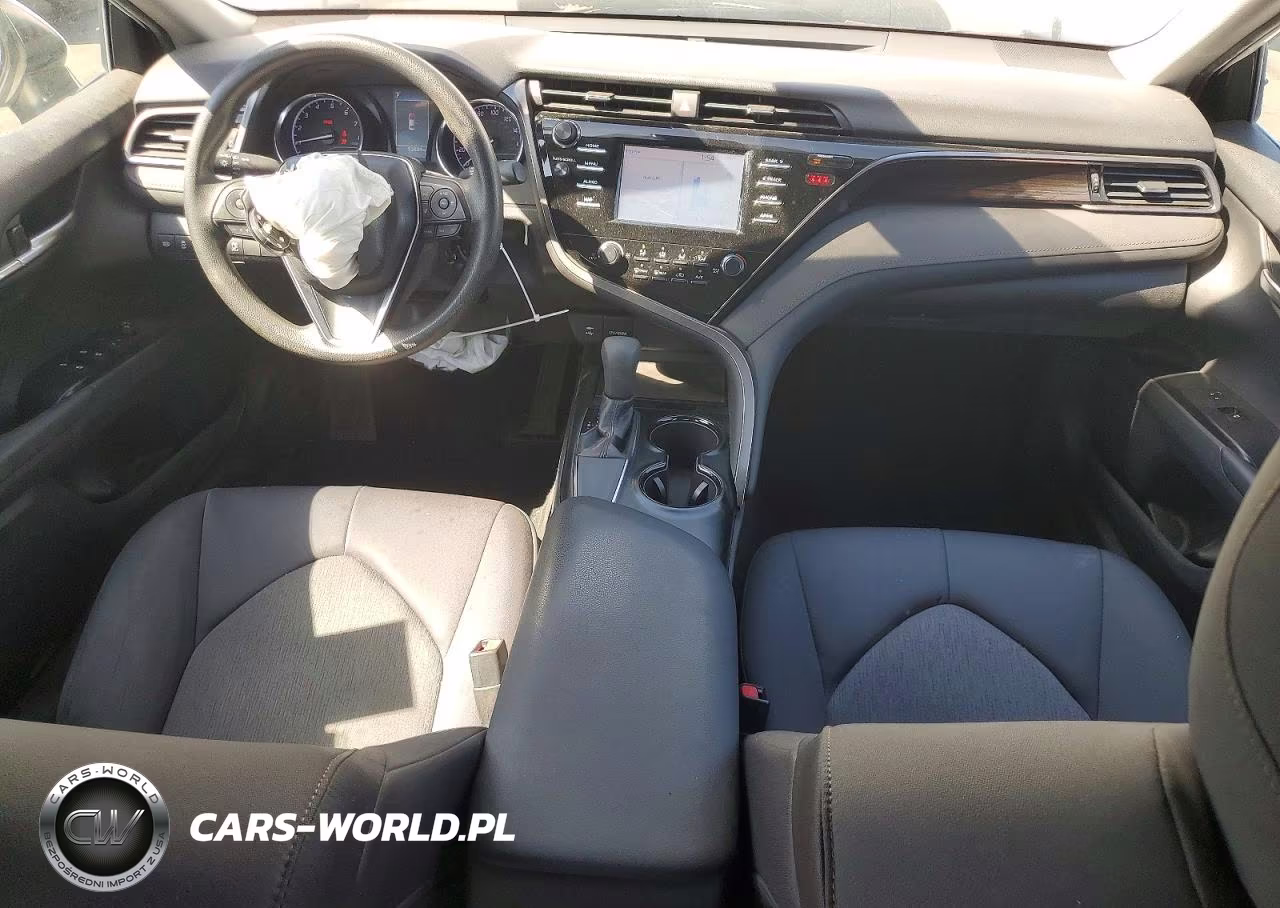 2019 Toyota Camry Le VIN:4T1B11HK7KU737964 - 8