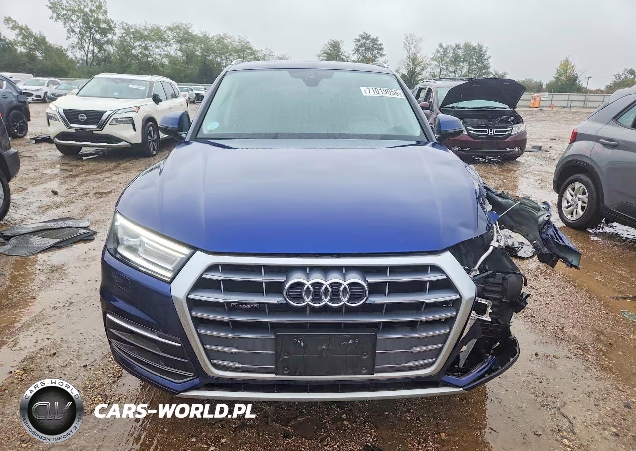 2018 Audi Q5 Premium VIN:WA1ANAFY2J2206090 - 5