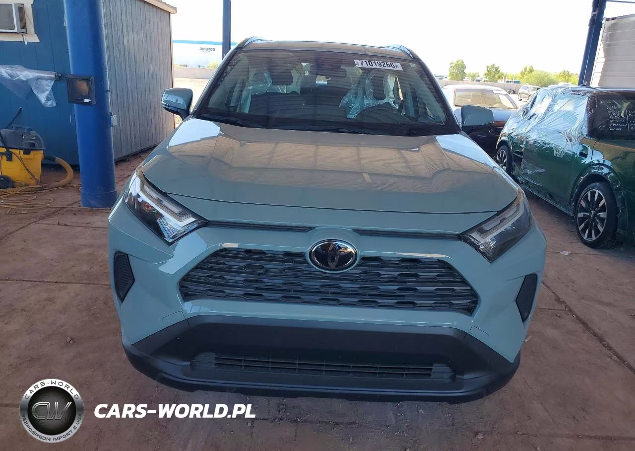2023 Toyota Rav4 Xle VIN:JTMW1RFV2PD106497 - 5
