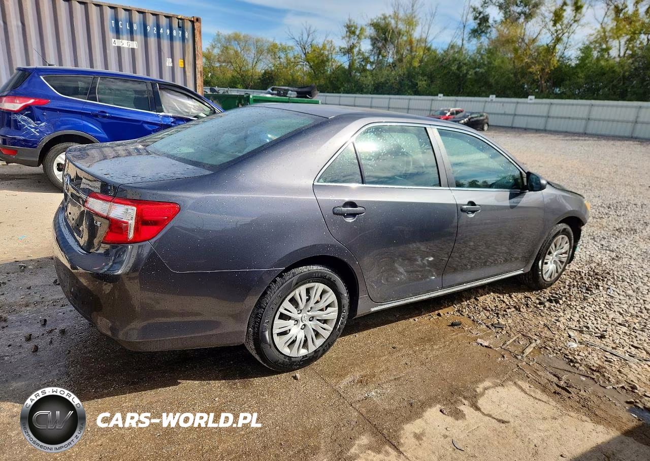 2012 Toyota Camry Le VIN:4T4BF1FK5CR271558 - 3
