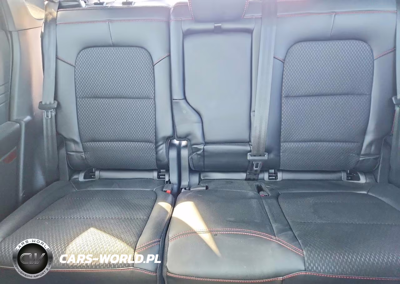 2026 Ford Escape St Line Select VIN:1FMCU9NZ2TUA15668 - 10
