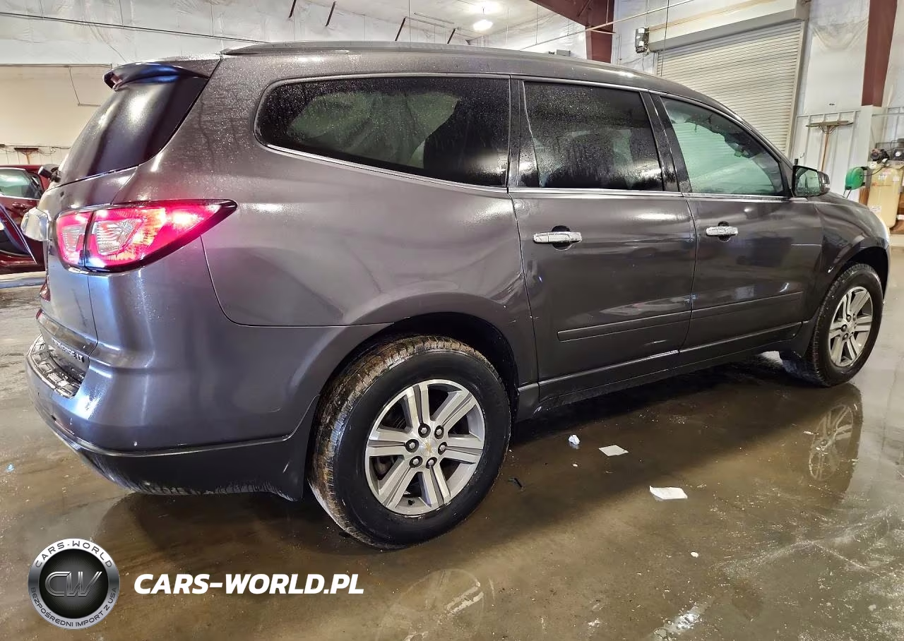 2015 Chevrolet Traverse Lt VIN:1GNKRGKD6FJ276944 - 3