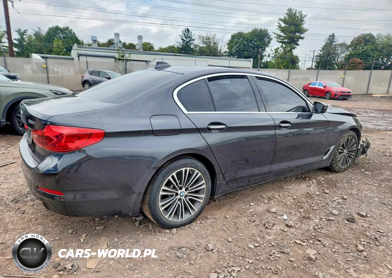 2017 BMW 530 Xi VIN:WBAJA7C34HG903784 - 3