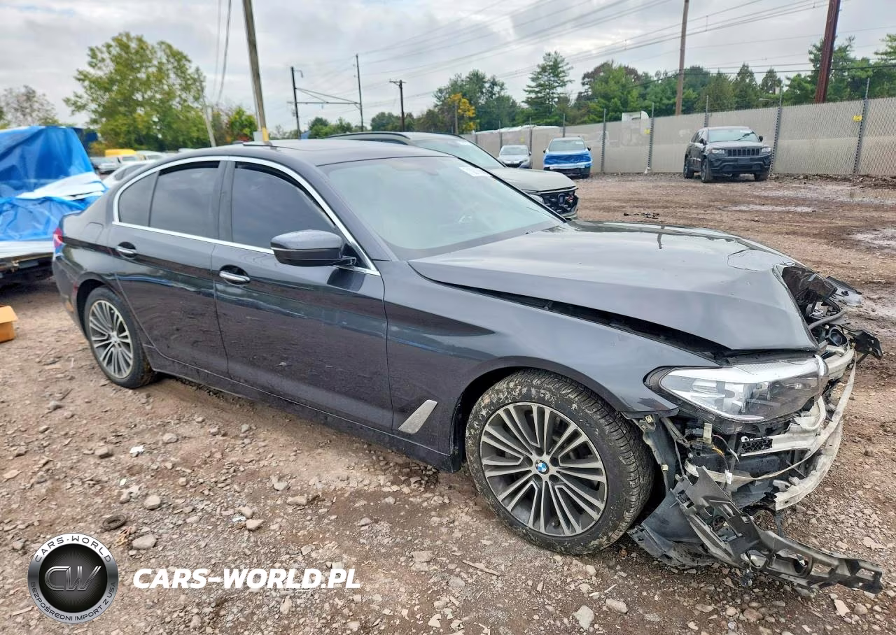 2017 BMW 530 Xi VIN:WBAJA7C34HG903784 - 4