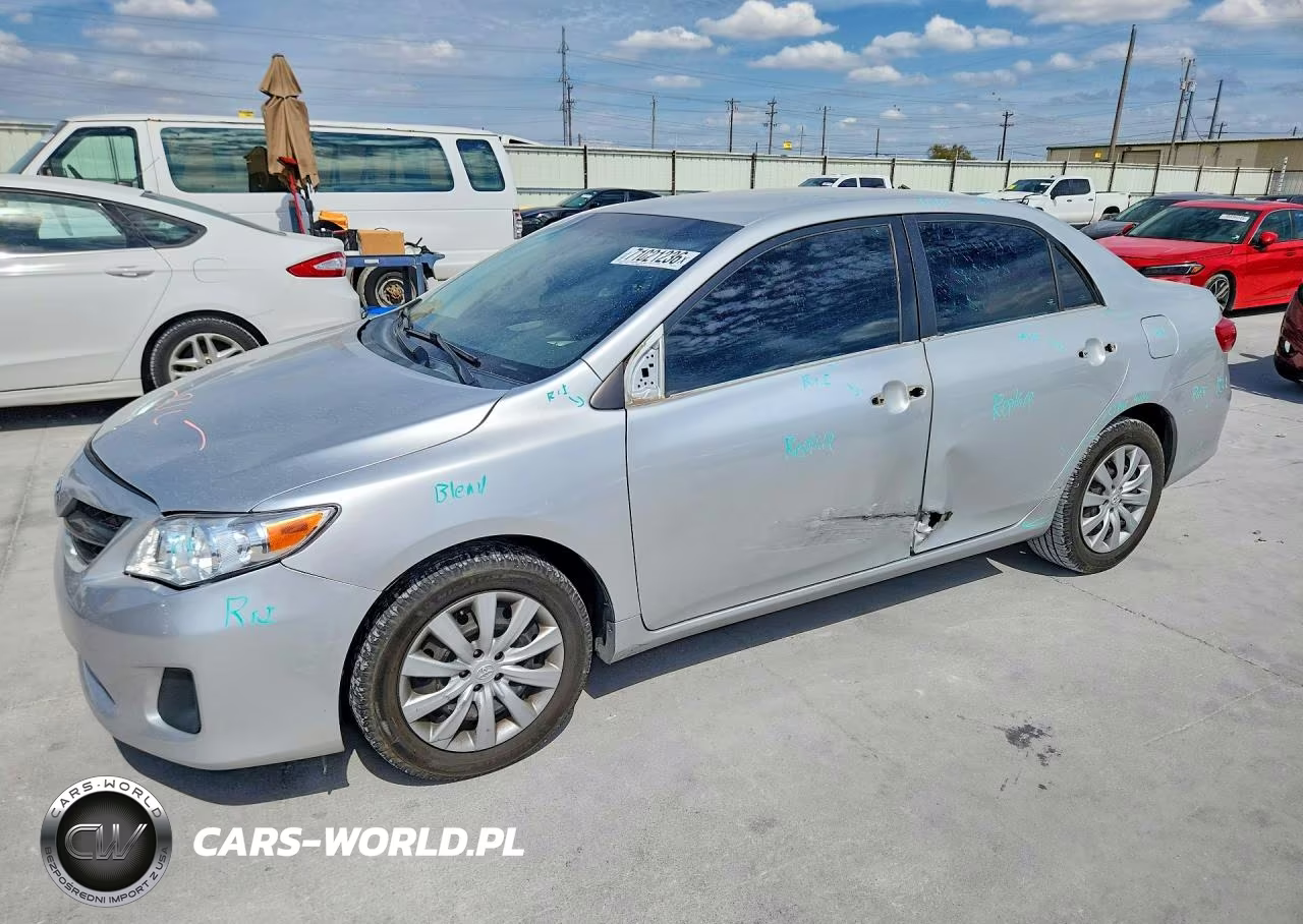 2013 Toyota Corolla Le