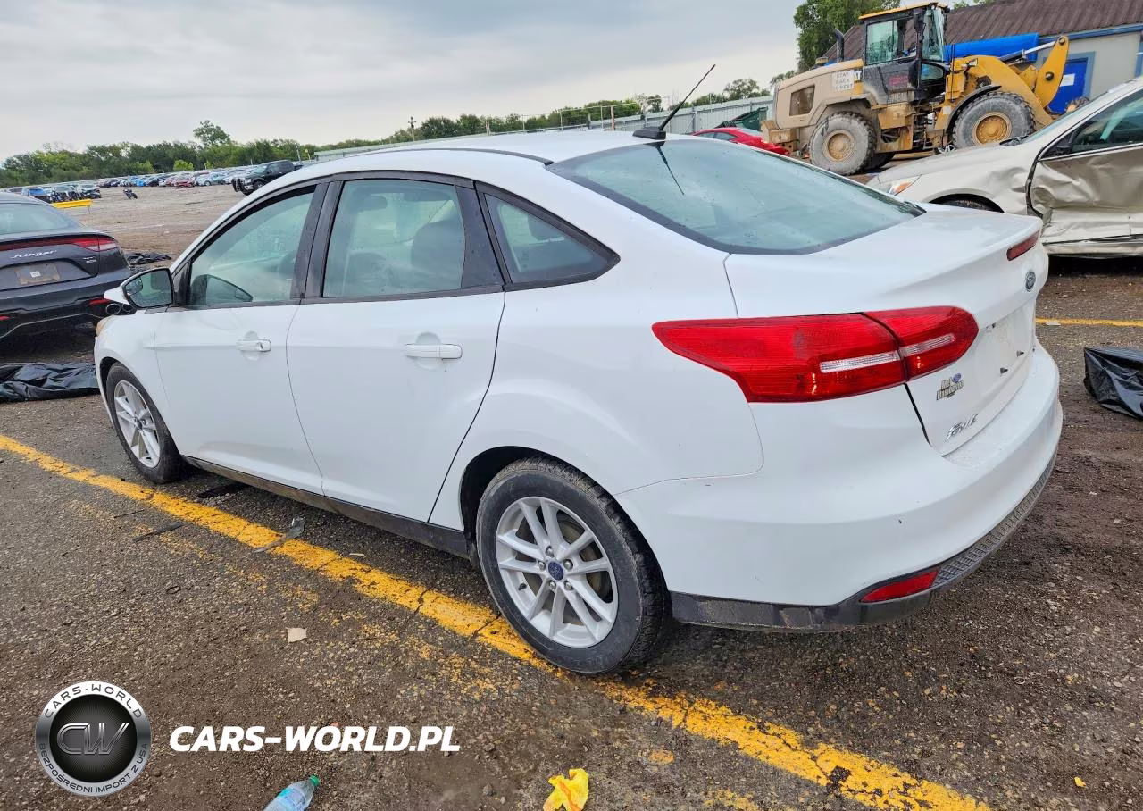 2017 Ford Focus Se VIN:1FADP3F29HL229994 - 2