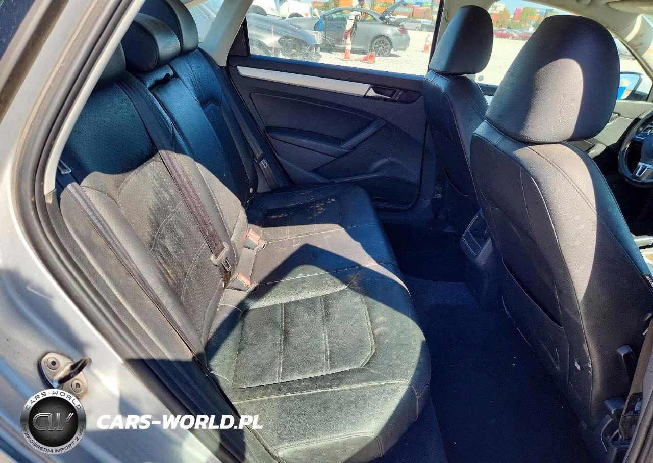 2012 Volkswagen Passat Se VIN:1VWBP7A38CC028697 - 10