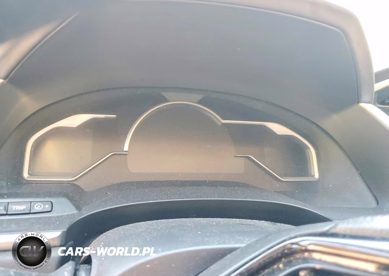 2018 Honda Clarity VIN:JHMZC5F17JC009868 - 9