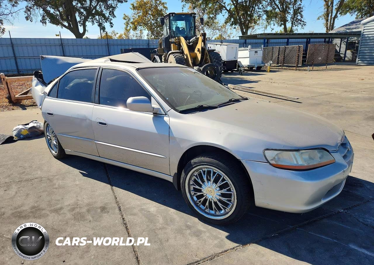 1999 Honda Accord Ex VIN:1HGCG1655XA015813 - 4