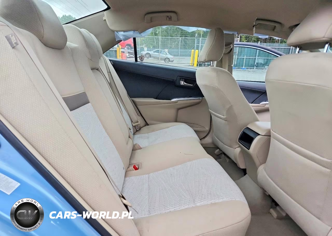 2013 Toyota Camry Hybrid Le VIN:4T1BD1FK1DU077871 - 10