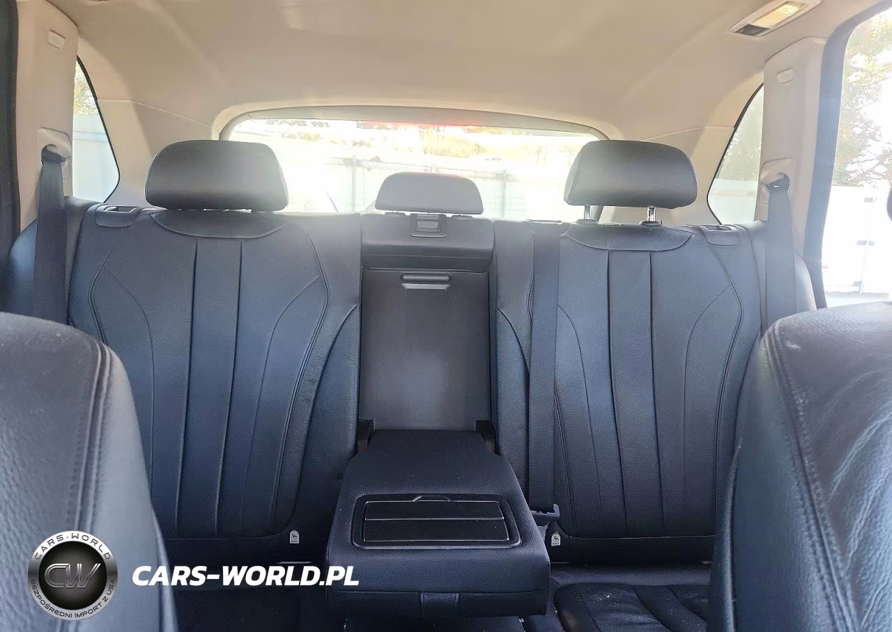 2015 BMW X5 xDrive35I VIN:5UXKR0C56F0P12140 - 10
