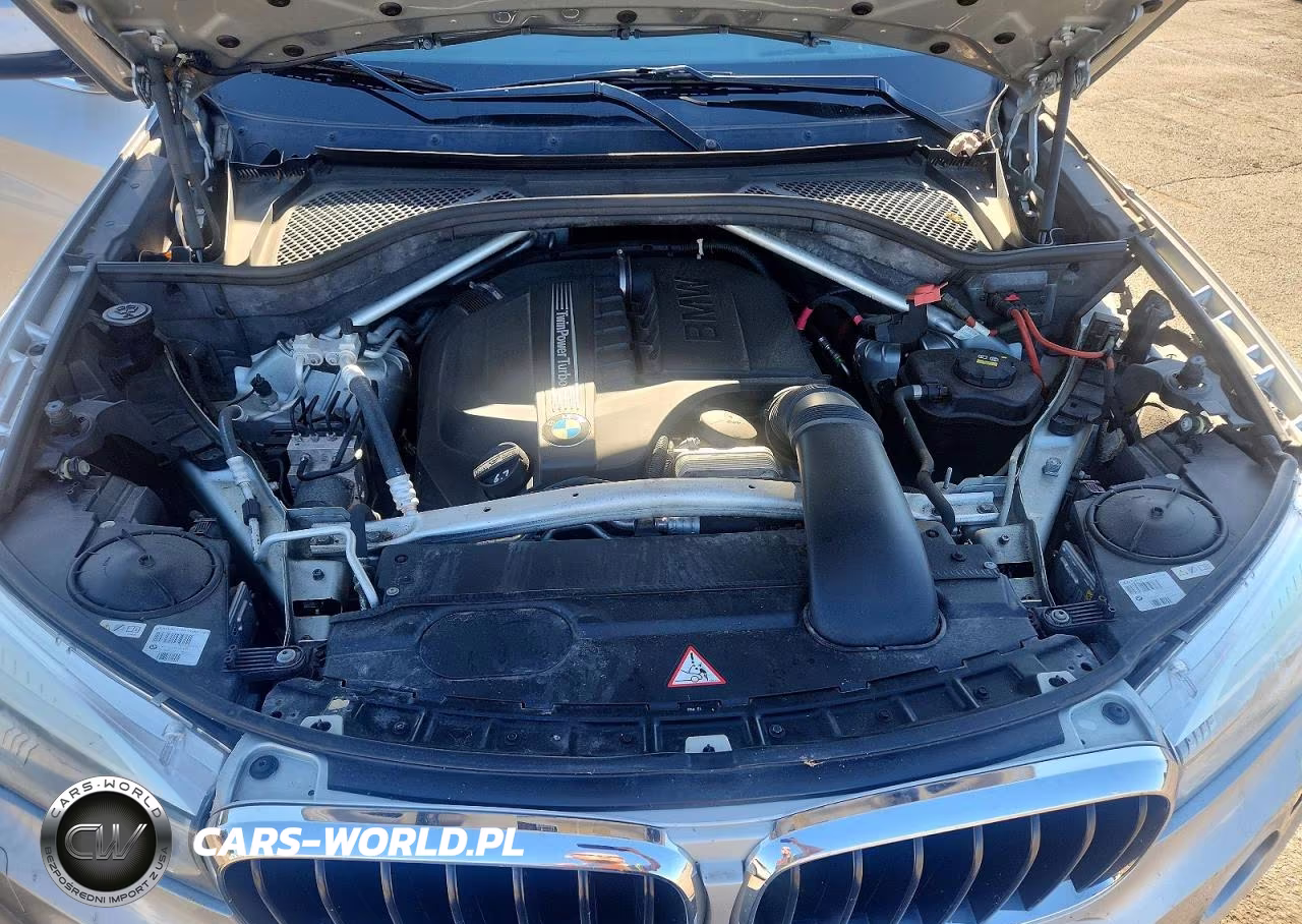 2015 BMW X5 xDrive35I VIN:5UXKR0C56F0P12140 - 12