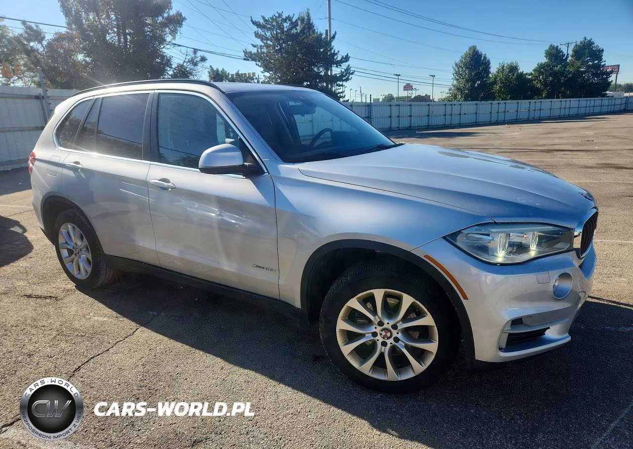 2015 BMW X5 xDrive35I VIN:5UXKR0C56F0P12140 - 4
