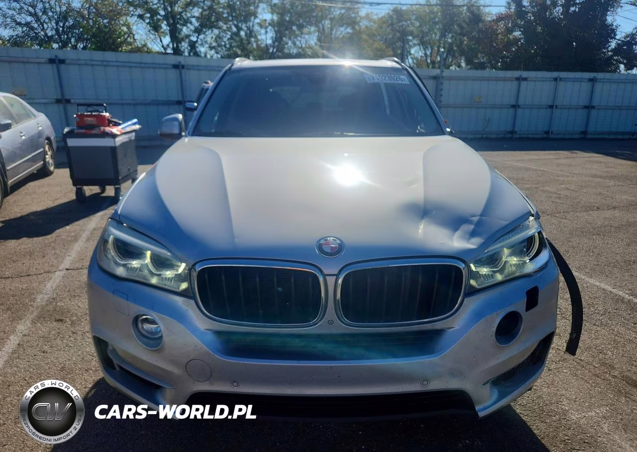 2015 BMW X5 xDrive35I VIN:5UXKR0C56F0P12140 - 5