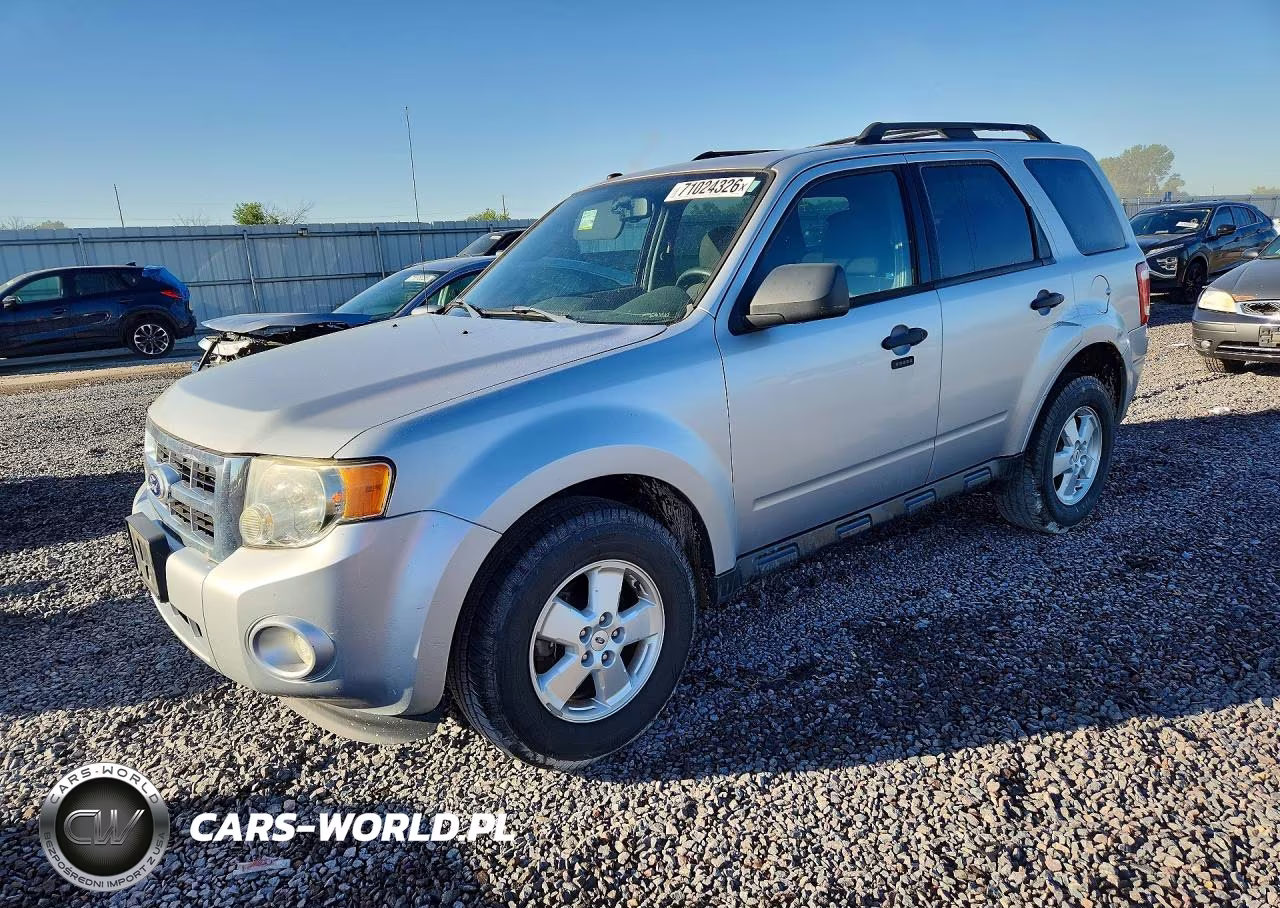 2010 Ford Escape Xlt VIN:1FMCU0D78AKD39079 - 1