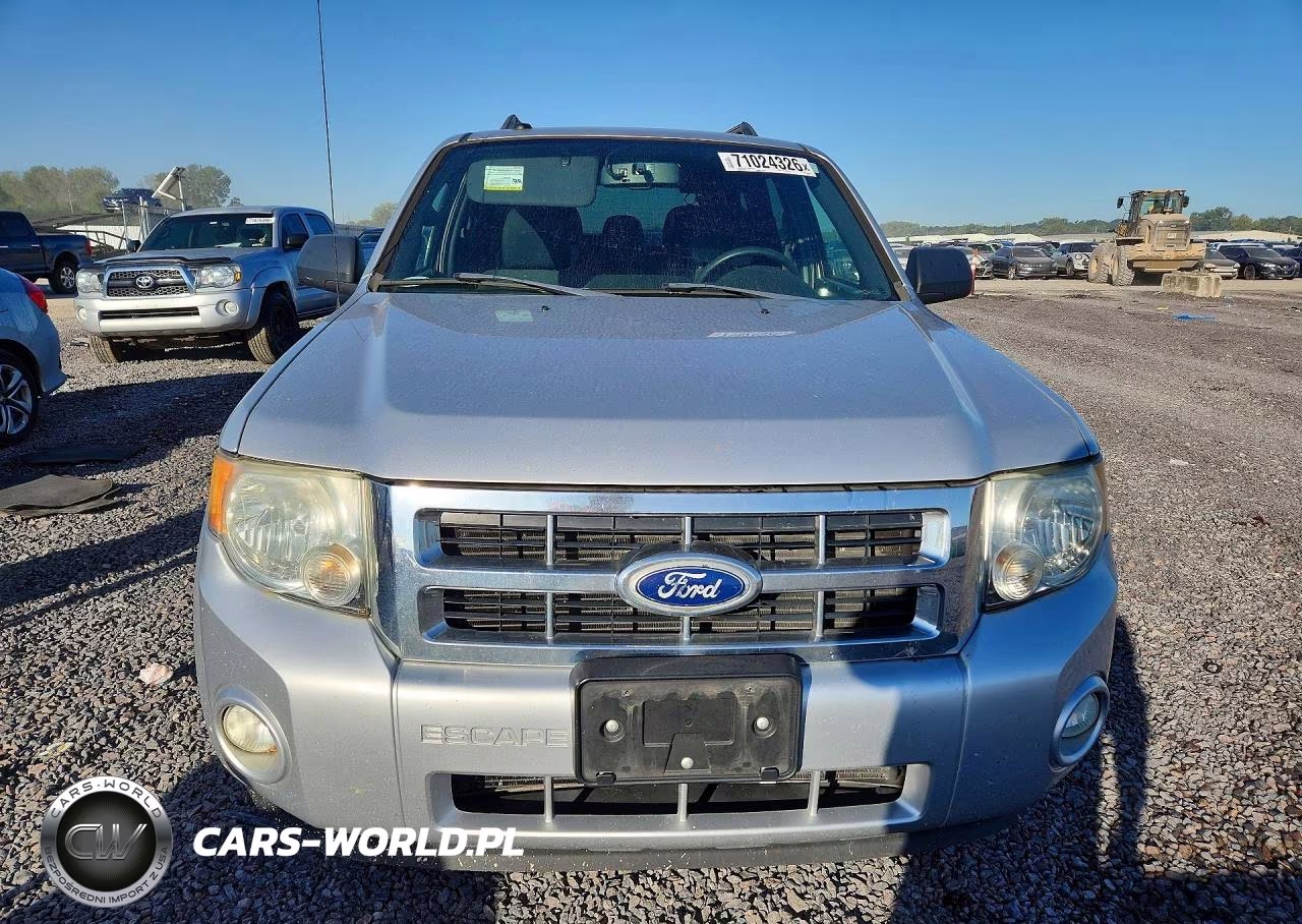 2010 Ford Escape Xlt VIN:1FMCU0D78AKD39079 - 5