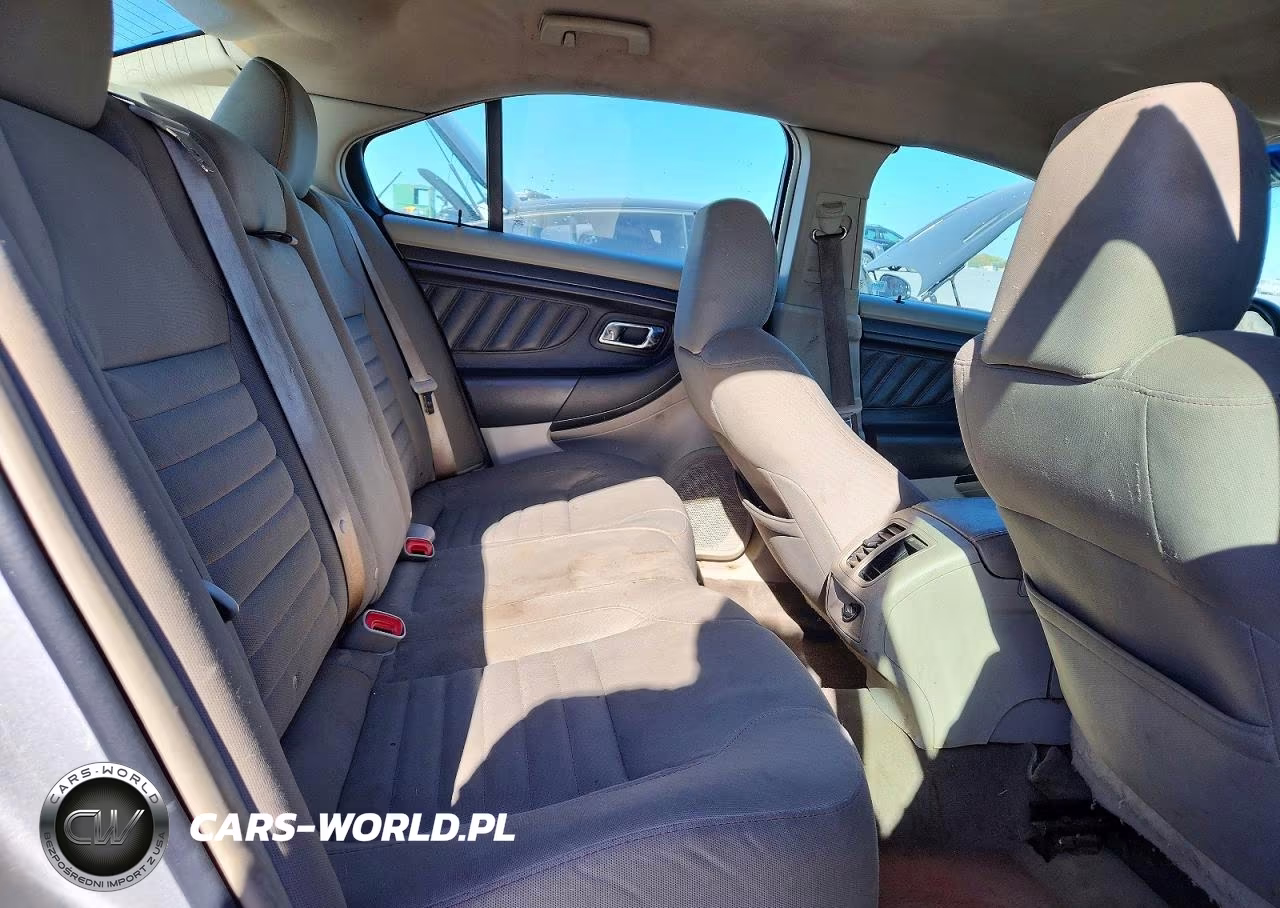 2010 Ford Taurus Se VIN:1FAHP2DW1AG135320 - 10