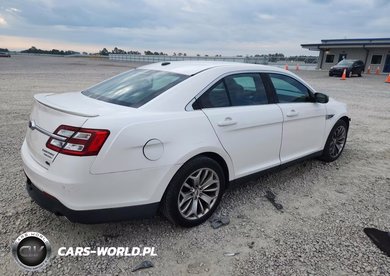 2015 Ford Taurus Limited VIN:1FAHP2F83FG137320 - 3