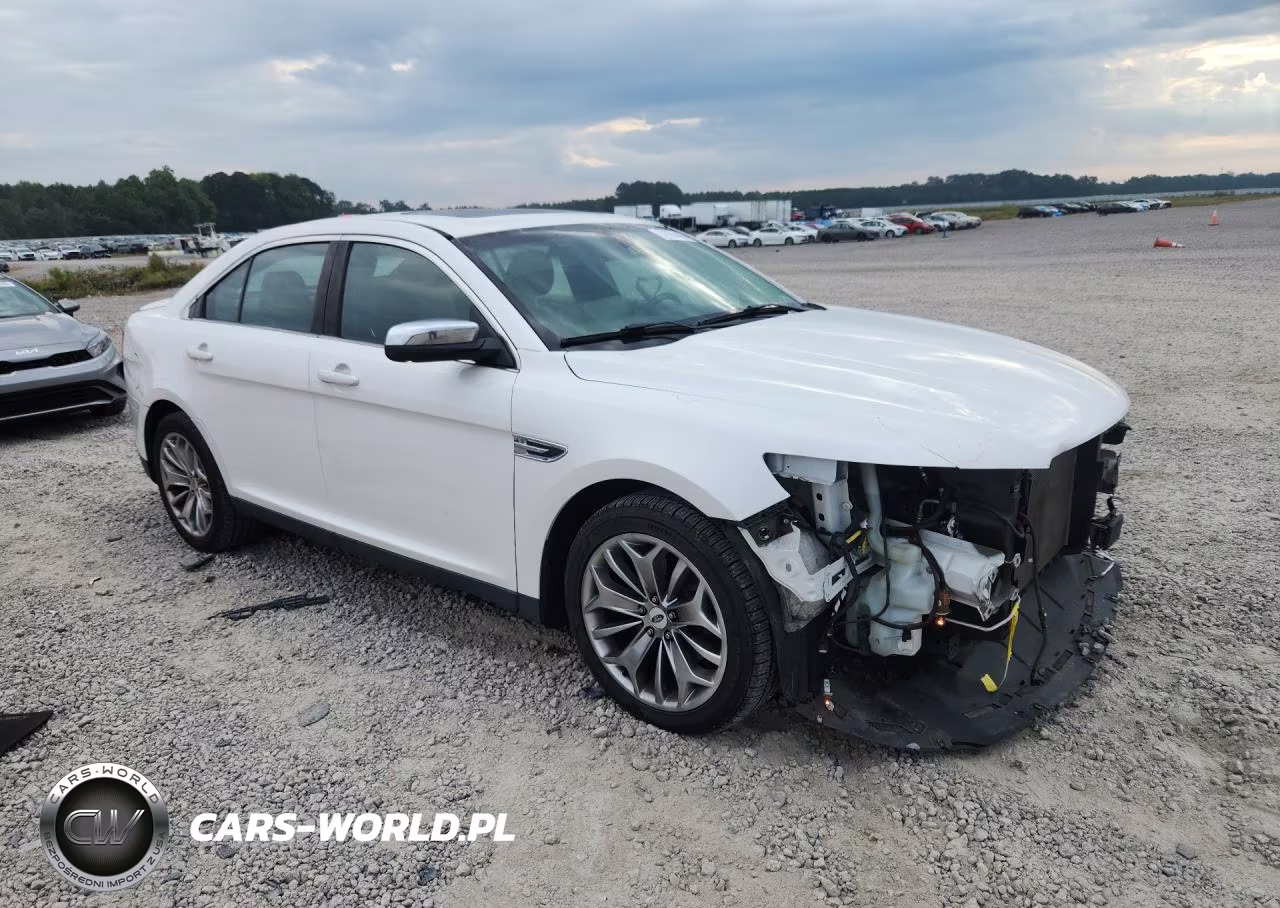2015 Ford Taurus Limited VIN:1FAHP2F83FG137320 - 4