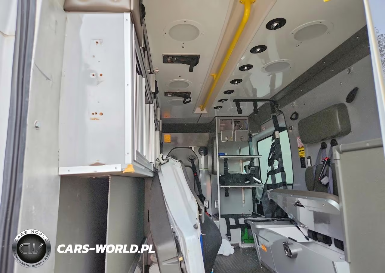 2020 Ford Transit T-250 VIN:1FDBR1CG6LKB02386 - 10